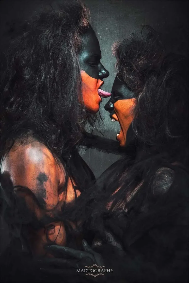two girls lick bodypainting photo madtography